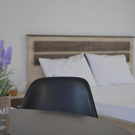 Erika Boutique Apartments Nikiti  Bagian luar foto
