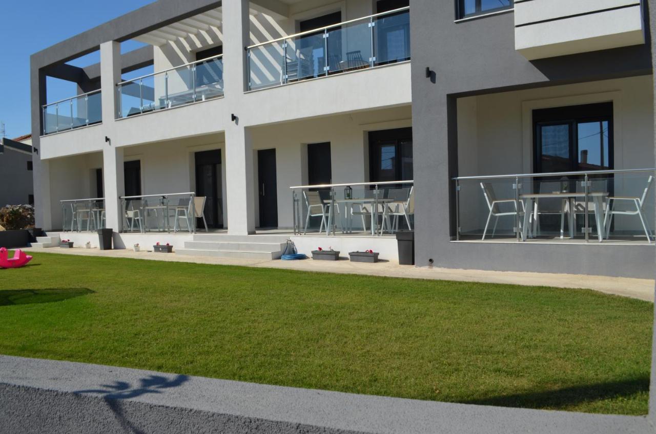 Erika Boutique Apartments Nikiti  Bagian luar foto